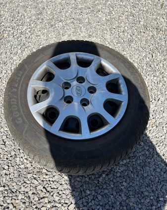 Hyundai I30 cena 27200 przebieg: 242000, rok produkcji 2013 z Strzyżów małe 497
